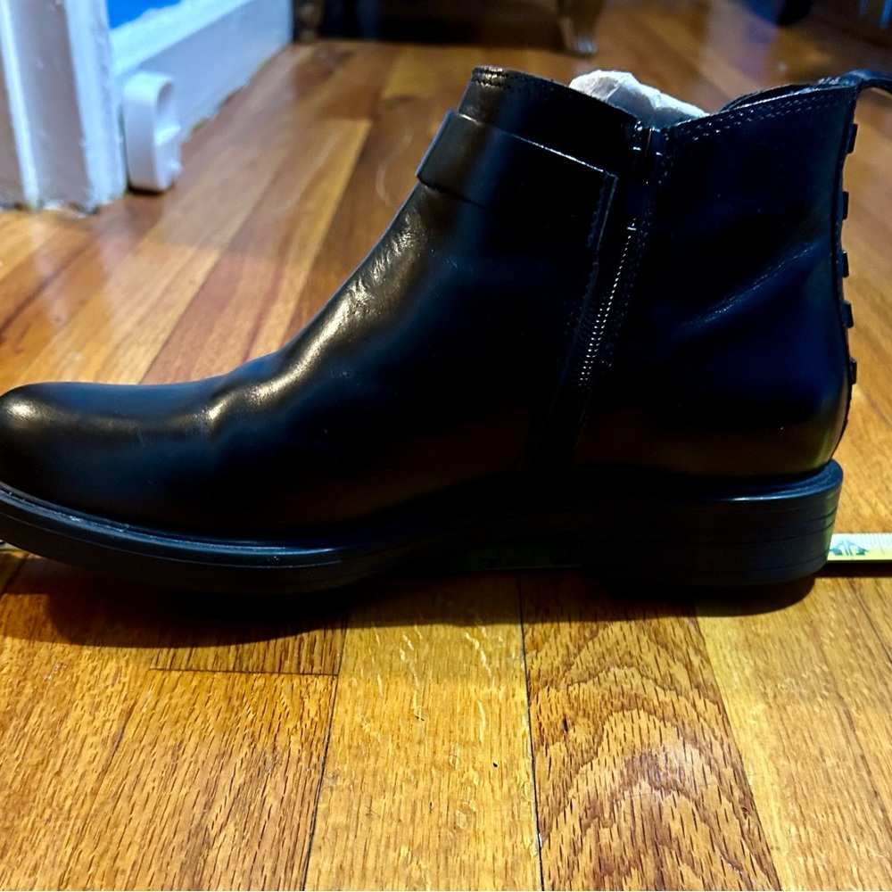 Oroscuro leather ankle boots. - Picture 9 of 9